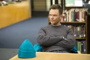 Jeff (Joel McHale) und die Lerntruppe erfahren einige pikante Geheimnisse voneinander, als sie sich nach Pierces Tod einem L&uuml;gendetektor und einer Fragerunde stellen m&uuml;ssen ...