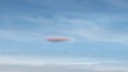 UFO von Air France Flug aus gesehen. UFO von Air France Flug aus gesehen.