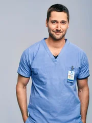 Dr. Max Goodwin (Ryan Eggold)