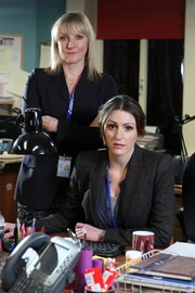 L-R: Janet Scott (Lesley Sharp), Rachel Bailey (Suranne Jones)