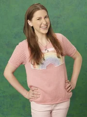 (2. Staffel) - Wird gerne mal von ihren Lehrern, ihren Freunden und ihrer Familie übersehen und vergessen, verliert aber nie ihr sonniges Gemüt: Sue (Eden Sher) ... (2. Staffel) - Wird gerne mal von ihren Lehrern, ihren Freunden und ihrer Familie übersehen und vergessen, verliert aber nie ihr sonniges Gemüt: Sue (Eden Sher) ...