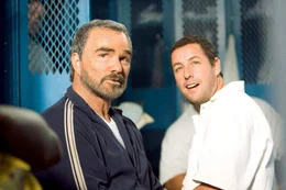 L - R: Burt Reynolds als Coach Nate Scarborough, Adam Sandler als Paul Crewe