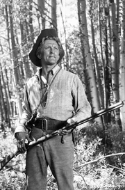 Kirk Douglas geh&ouml;rt zu den wandlungsf&auml;higsten Darstellern im Filmgesch&auml;ft: vom raubeinigen Westernheld &uuml;ber zerbrechliche Figuren bis hin zum unerm&uuml;dlichen K&auml;mpfer.