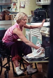 Dharma Finkelstein (Jenna Elfman)