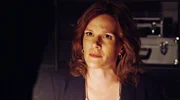Nachdem der Einbruch in ein Labor durch das Leverage-Team scheinbar schief geht, will Agentin Ellen Casey (Catherine Dent) die tragischen Ereignisse aufkl&auml;ren...