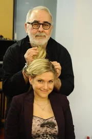 Bei den Dreharbeiten zu Anna und die Liebe: Jeanette Biedermann (vorne) und Udo Walz (hinten).