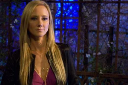 Samantha (Anne Heche)