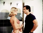 Nick (Joe Penny) besucht die gerissene Heather (Randi Brooks) in ihrem Sportstudio.