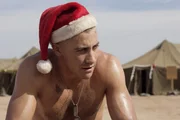 Anthony Swofford (Jake Gyllenaal) feiert ein sehr einsames Weihnachtsfest, weit entfernt von seiner Familie und bei sommerlichen Temperaturen.