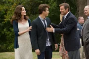 Als Reverend Shaw Moor (Dennis Quaid, 2.v.r.), seine Frau Vi (Andie MacDowell, l.) und B&uuml;rgermeister Roger Dunbar (Brett Rice, r.) Ren MacCormack (Kenny Wormald, 2.v.l.) kennen lernen, ahnen sie nicht, dass der Junge ihnen schon bald arge Probleme bereiten wird ...