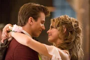Ende gut, alles gut: Ren (Kenny Wormald, l.) und Ariel (Julianne Hough, r.) ...