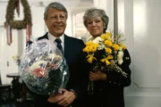 7. Das gl&uuml;ckliche Paar. Hannelore und Eberhard Wichert (Maria Sebaldt, Stefan Orlac) feiern ihre Silberhochzeit.