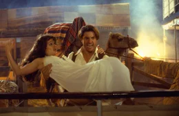 Gibt alles, um die sch&ouml;ne Arch&auml;ologin Evelyn (Rachel Weisz, l.) vor den b&ouml;sen Mumien zu retten: der Abenteurer Rick (Brendan Fraser, r.) ...