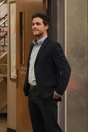 Eli Stern (Rob Heaps)