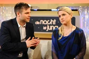 Das Interview l&auml;uft nicht wie geplant, denn der Talkmaster (Ole Tillmann, l.) entlockt Anna (Jeanette Biedermann, r.) auf perfide Weise etwas &uuml;ber eine der dunkelsten Stunden ihres Lebens ...