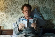 Dale (John C. Reilly)