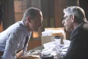 Stabler (Christopher Meloni) und Munch (Richard Belzer) m&uuml;ssen herausfinden, was das Opfer vor ihrem Tod gegessen hat - scheinbar wurde sie vergiftet.