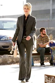 In der Skaterszene hofft Det. Lilly Rush (Kathryn Morris) herauszufinden, warum der junge Nash Simpson im Jahr 1995 ermordet wurde ...