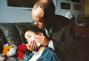 Laura (Davia Dannenberg), Loris (Johan Ooms).