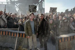 Thomas (Dylan O'Brien, vorne l.); Jorge (Giancarlo Esposito, vorne r.)