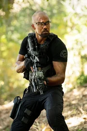 Daniel 'Hondo' Harrelson (Shemar Moore).