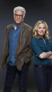13. Staffel: Ted Danson als D.B. Russell und Elisabeth Shue als Julie Finlay