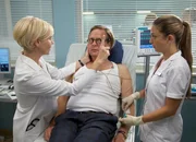 (v.l.n.r.) Dr. Kathrin Globisch (Andrea Kathrin Loewig); Volker Radtke (Steffen M&uuml;nster); Arzu Ritter (Arzu Bazman)
