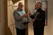 Jay Pritchett (Ed O'Neill) und Reece (Adam Arkin)