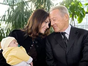 Elenas (Cheryl Shepard) Vater Raimund Eichhorn (G&uuml;nter Clemens) zieht es letztendlich doch zur&uuml;ck in die argentinische Heimat.