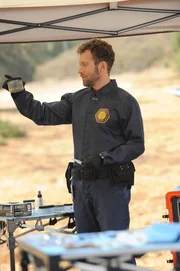 Jack Hodgins (T.J. Thyne)