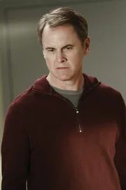 Steht Susans Nieren Transplantation im Weg: Paul (Mark Moses) ...