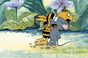 Willi flieht vor seinen Verfolgern und l&auml;uft Maja und Alexander in die Arme.