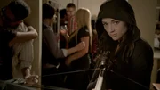 Allison (Crystal Reed) hat eine Vision von sich als J&auml;gerin...