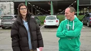 Familienvater Florian hat seiner Tochter Anna ein Vorstellungsgespr&auml;ch bei einer Supermarktkette vermittelt, zu welchem er sie auch begleitet.; Familienvater Florian hat seiner Tochter Anna ein Vorstellungsgespr&auml;ch bei einer Supermarktkette vermittelt, zu welchem er sie auch begleitet.