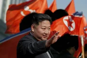 Mit Waffen und Soldaten hat sich Nordkoreas Diktator Kim Jong-un den Respekt der Gro&szlig;m&auml;chte USA, Russland und China verschafft. Wie gef&auml;hrlich ist das s&uuml;dostasiatische Land? Welche Ziele verfolgt Kim Jong-un wirklich?