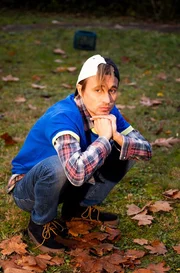 NORDDEUTSCHER RUNDFUNK Kinderschauspieler &ndash; Der Preis des Erfolgs Constantin von Jascheroff stellt sein Kinderfoto nach. &copy; NDR/Maurice Weiss/Ostkreuz, honorarfrei - Verwendung gem&auml;&szlig; der AGB im engen inhaltlichen, redaktionellen Zusammenhang mit genannter NDR-Sendung und bei Nennung "Bild: NDR/Maurice Weiss/Ostkreuz" (S2). NDR Presse und Information/Fotoredaktion, Tel: 040/4156-2333 oder -2305, pressefoto@ndr.de