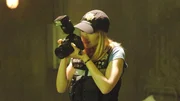 Ein Leichenfund f&uuml;hrt die Ermittler auf die Spur einer dubiosen Sekte. Catherine (Marg Helgenberger) fotografiert alle Details in dem Bunker, der den Mitgliedern anscheinend als Unterschlupf gedient hat.