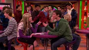 Sam Puckett (Jennette McCurdy, vorne, 2.v.l.).
