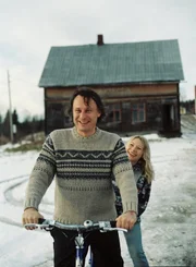 Michael Nyqvist as Daniel Dar&eacute;us and Frida Hallgren as Lena