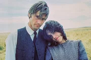 Abby (Brooke Adams) wird ermuntert, sich dem Farmer (Sam Shepard) anzun&auml;hern.