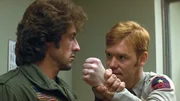 John Rambo (Sylvester Stallone) und Mitch (David Caruso)