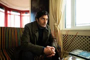 Luca (Lino Guanciale) macht sich ernsthafte Gedanken, wie es nun in seinem Leben weitergehen soll. Luca (Lino Guanciale) macht sich ernsthafte Gedanken, wie es nun in seinem Leben weitergehen soll.