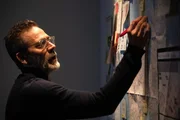 Jacob (Jeffrey Dean Morgan) versucht fieberhaft, die Indizien zu einem Bild zusammenzuf&uuml;gen.