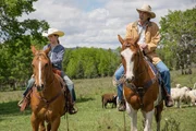 Georgie (Alisha Newton, l.); Jack (Shaun Johnston, r.)