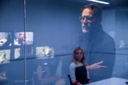 Jacob (Jeffrey Dean Morgan) ist fest davon &uuml;berzeugt, dass Sylvia (Naomi Battrick) am Mord seiner Tochter beteiligt war.
