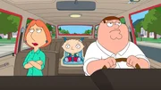 Bei Einkaufen geraten Lois (l.), Peter (r.) und Stewie (M.) in ein Casting f&uuml;r das neue "Erdnussbutter-Kind". Die Produzenten wollen f&uuml;r diese Rolle unbedingt Stewie haben. Doch ist das eine gute Idee?