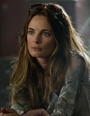 Fiona (Gabrielle Anwar) sorgt sich um ihren Freund. Ob die ehemalige IRA-K&auml;mpferin so taff ist, wie sie den Anschein erweckt?