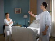 ARD/MDR IN ALLER FREUNDSCHAFT - FOLGE 676, "Fehldiagnose". Als Schwester Julia (Sarah Tkotsch) Fabian Roth (Jascha Baum) Blut abnehmen will, wird dieser ausf&auml;llig. Und zwar derartig heftig, dass es weit &uuml;ber pubert&auml;re Aufm&uuml;pfigkeit hinausgeht.