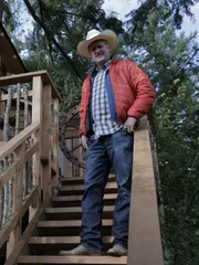 The reveal of the Cedar Saloon treehouse