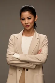 Sarah Franklin (Leah Lewis)